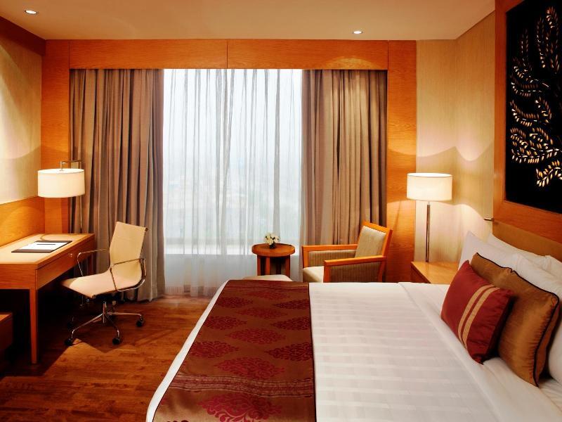 Radisson Blu Hotel New Delhi Dwarka Екстер'єр фото A room at the Taj Bengal